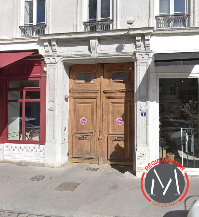 Parking / Garage - 8 m²