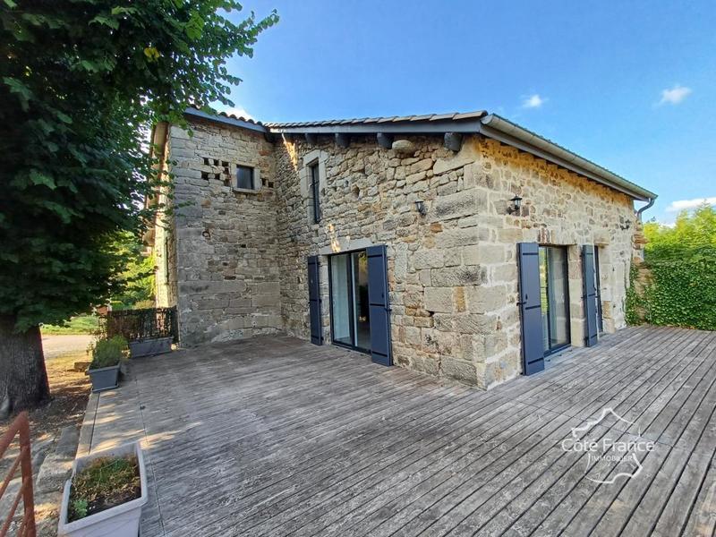 Maison en pierre - 151 m² - 7 pièces