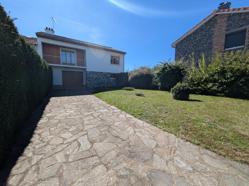 Maison - 125 m² - 8 pièces