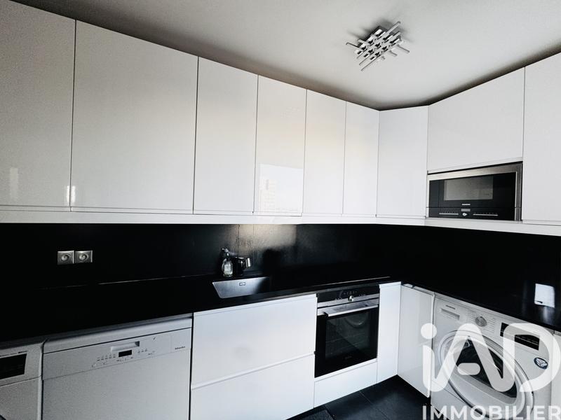 Appartement - 94 m² - 4 pièces