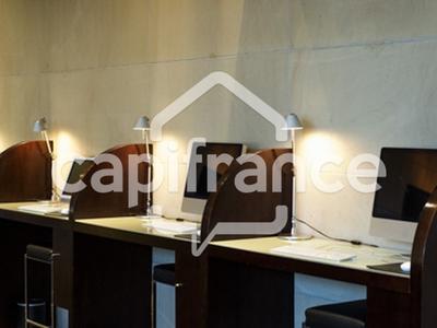 Bureau - 130 m² - 6 pièces