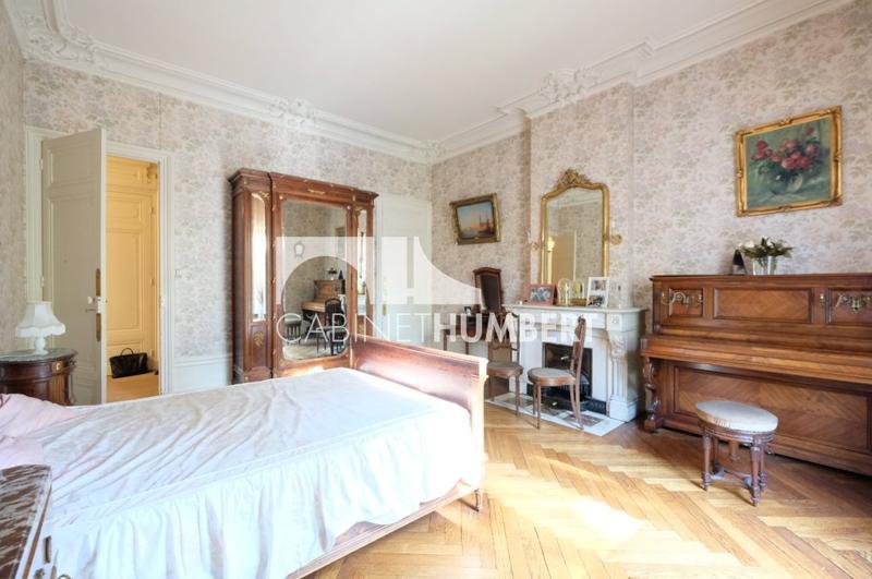 Appartement - 231 m² - 7 pièces