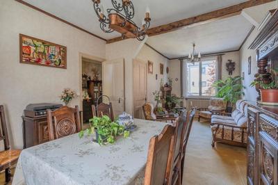 Maison - 120 m² - 7 pièces