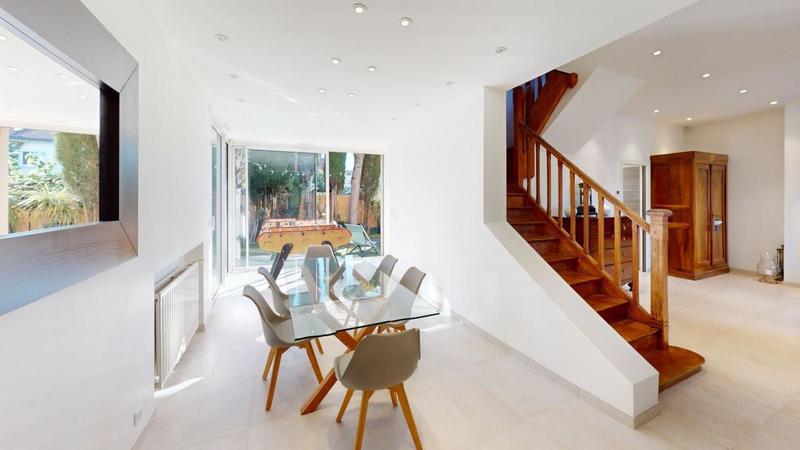 Maison de ville - 178 m² - 5 pièces