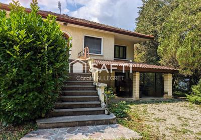 Maison - 130 m² - 9 pièces