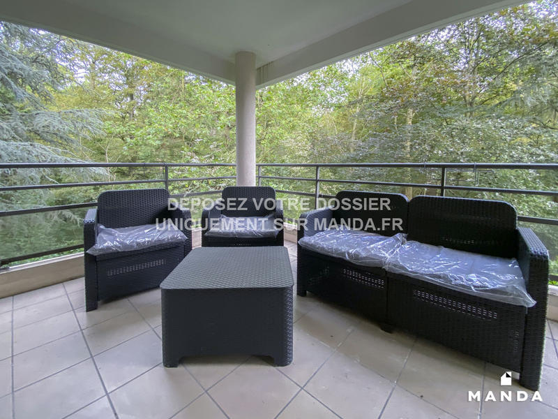 Chambre - 10 m² - 4 pièces