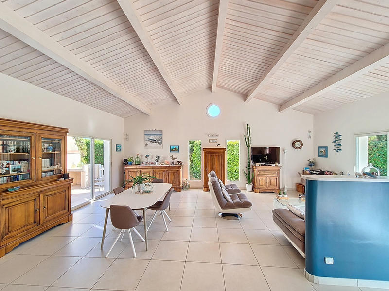 Villa - 165 m² - 6 pièces