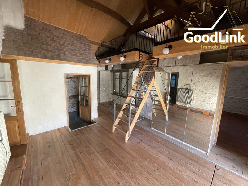 Maison - 150 m² - 5 pièces