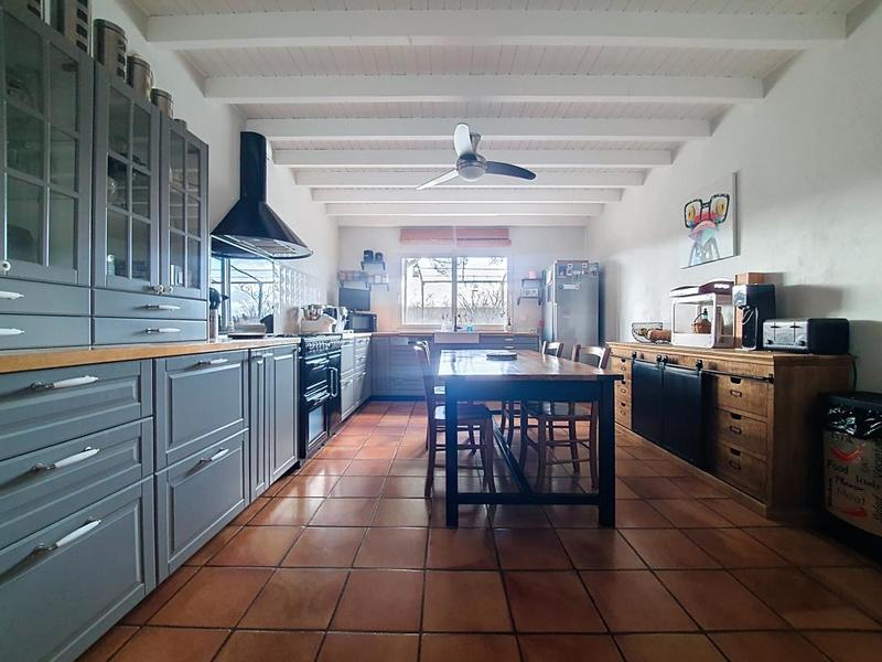 Maison - 170 m² - 5 pièces