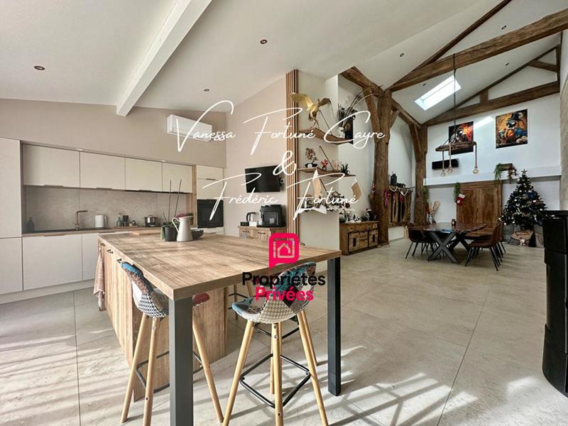 Maison - 178 m² - 6 pièces