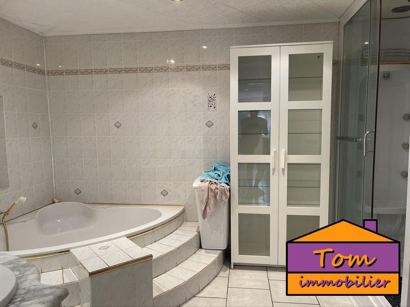 Maison - 158 m² - 6 pièces