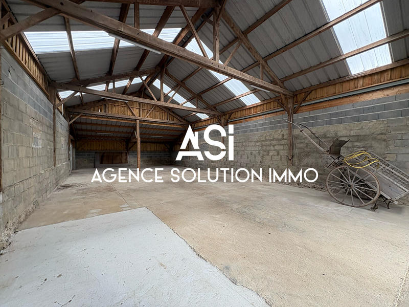 Local d'activité / Entrepôt - 260 m²