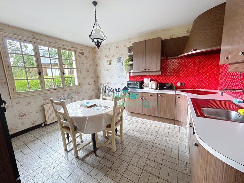 Maison - 104 m² - 4 pièces