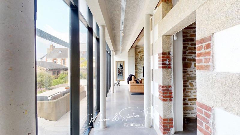 Maison - 388 m² - 10 pièces