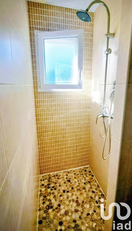 Maison - 185 m² - 5 pièces