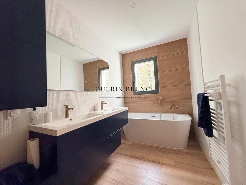 Villa - 105 m² - 5 pièces