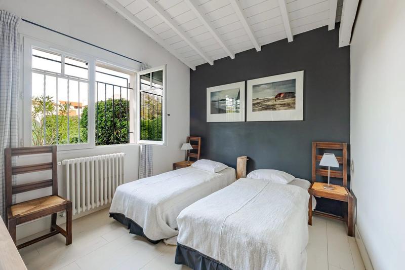 Maison - 200 m² - 6 pièces