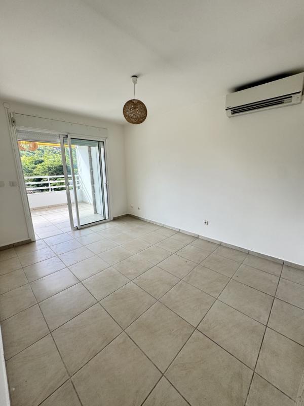 Appartement - 60 m² - 2 pièces