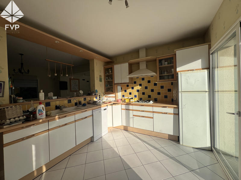 Maison de village - 316 m² - 11 pièces