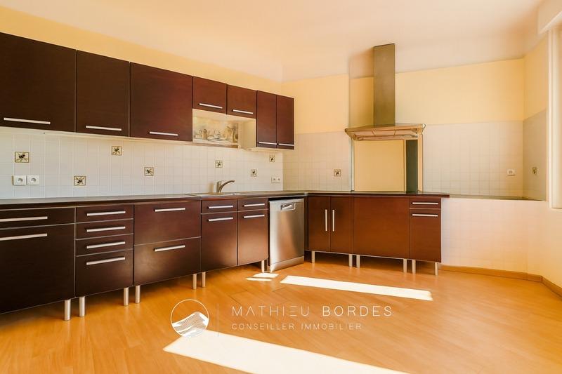 Appartement - 92 m² - 4 pièces