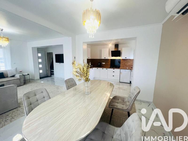 Maison - 103 m² - 5 pièces