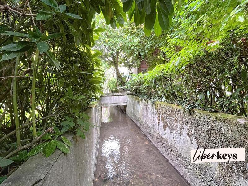 Maison bourgeoise - 264 m² - 9 pièces