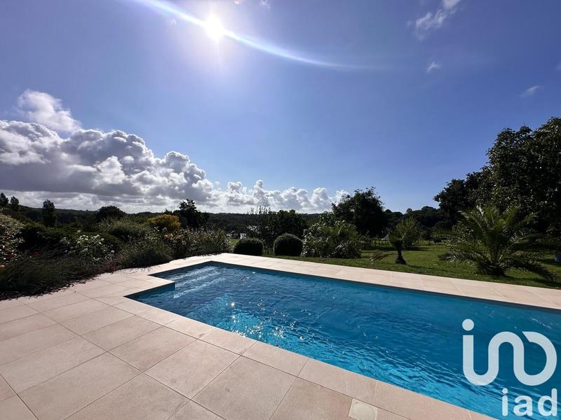 Maison - 150 m² - 5 pièces