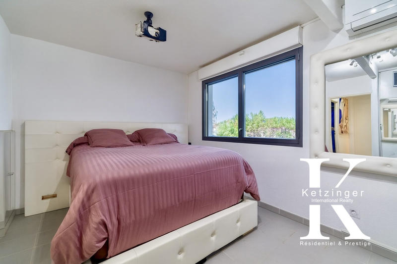 Duplex - 93 m² - 4 pièces