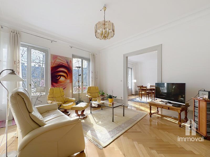 Appartement - 151 m² - 6 pièces