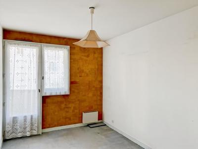 Appartement - 96 m² - 5 pièces