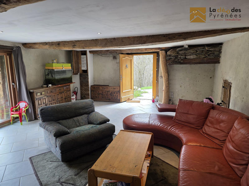 Maison ancienne - 111 m² - 3 pièces