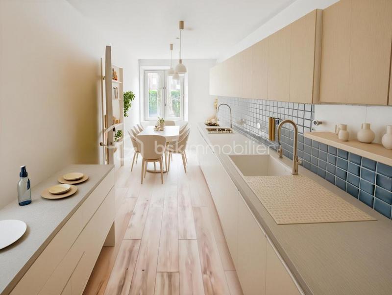 Appartement - 98 m² - 5 pièces