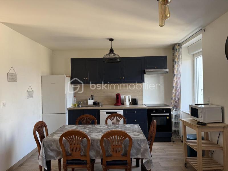 Immeuble - 134 m² - 8 pièces