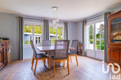 Maison - 178 m² - 7 pièces