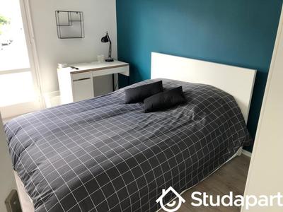 Chambre - 10 m² - 1 pièce