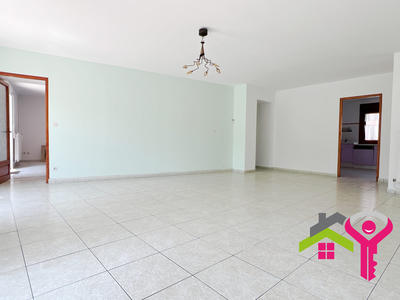 Maison - 180 m² - 6 pièces