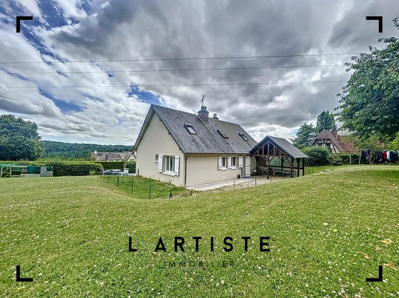 Maison traditionnelle - 153 m² - 6 pièces