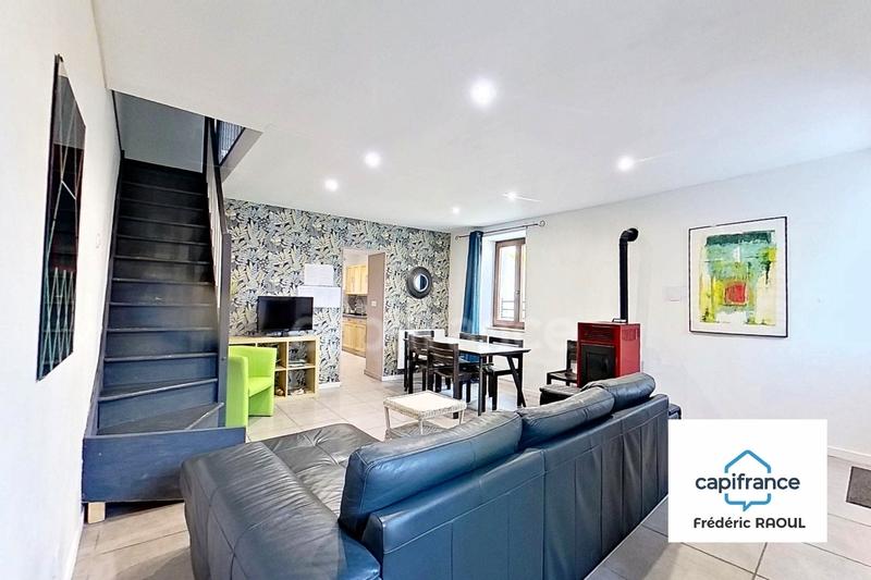 Propriété - 259 m² - 8 pièces