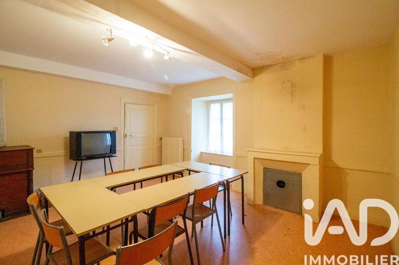 Maison - 180 m² - 6 pièces