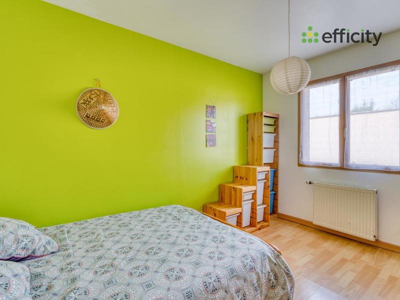 Pavillon - 100 m² - 5 pièces