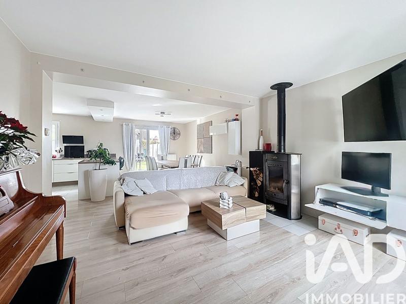 Maison - 104 m² - 6 pièces