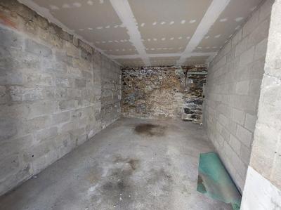 Parking / Garage - 16 m²