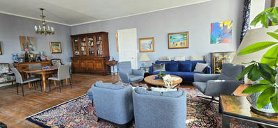 Appartement - 99 m² - 3 pièces