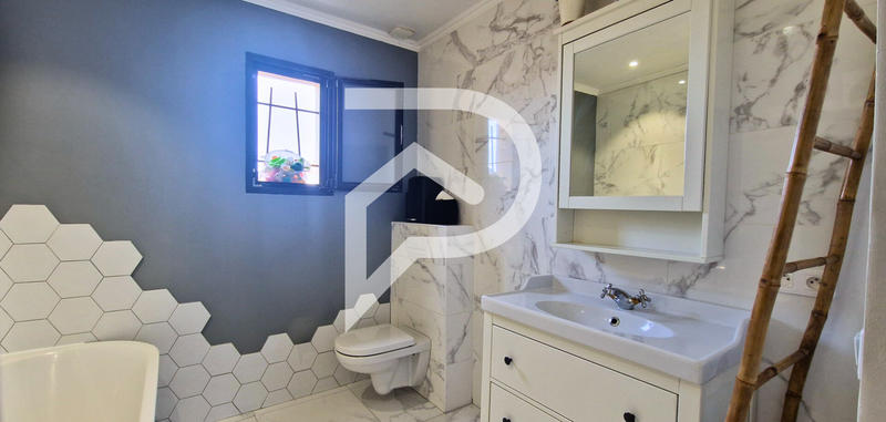 Maison - 120 m² - 4 pièces