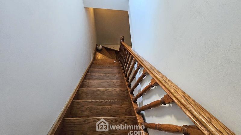 Maison - 162 m² - 8 pièces