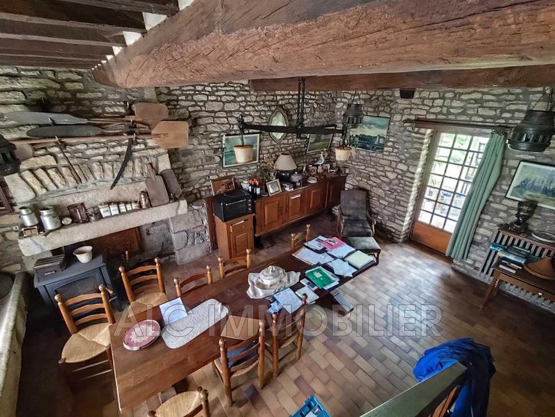 Maison - 152 m² - 6 pièces