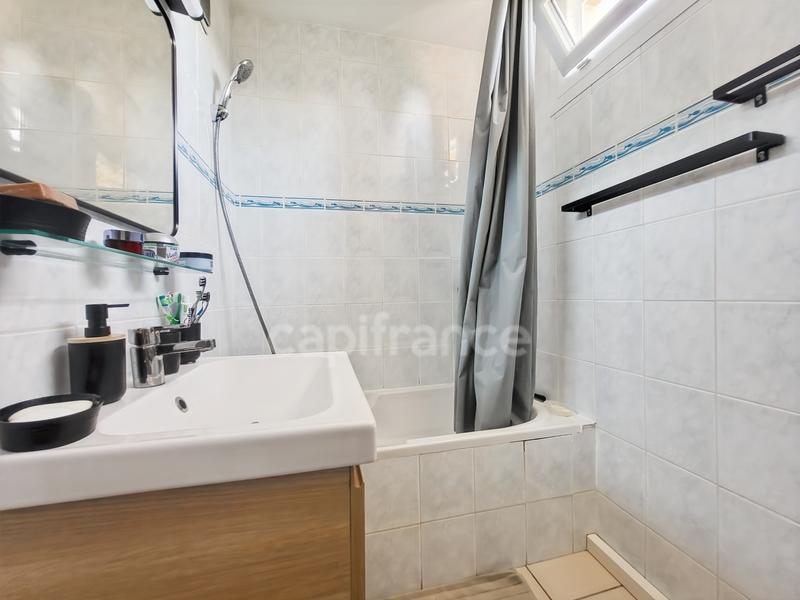 Appartement - 86 m² - 4 pièces