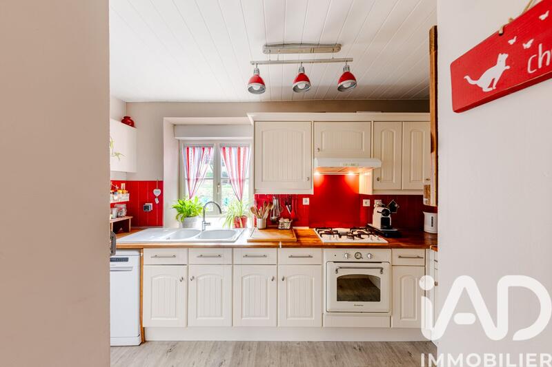 Maison - 110 m² - 5 pièces