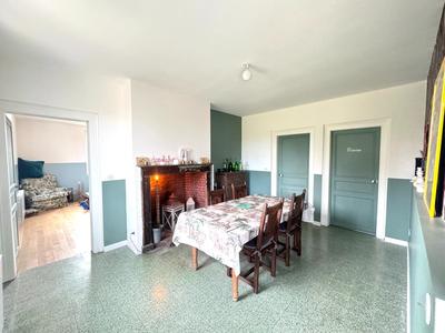 Propriété - 85 m² - 4 pièces