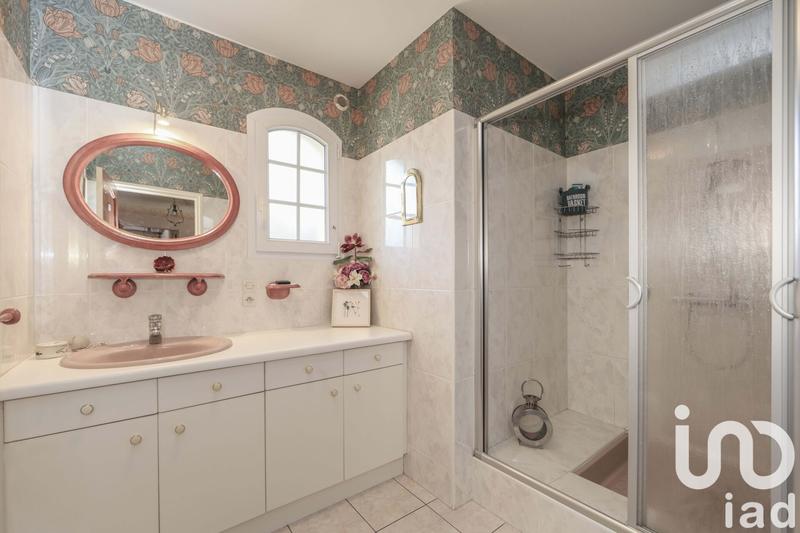 Maison - 321 m² - 10 pièces